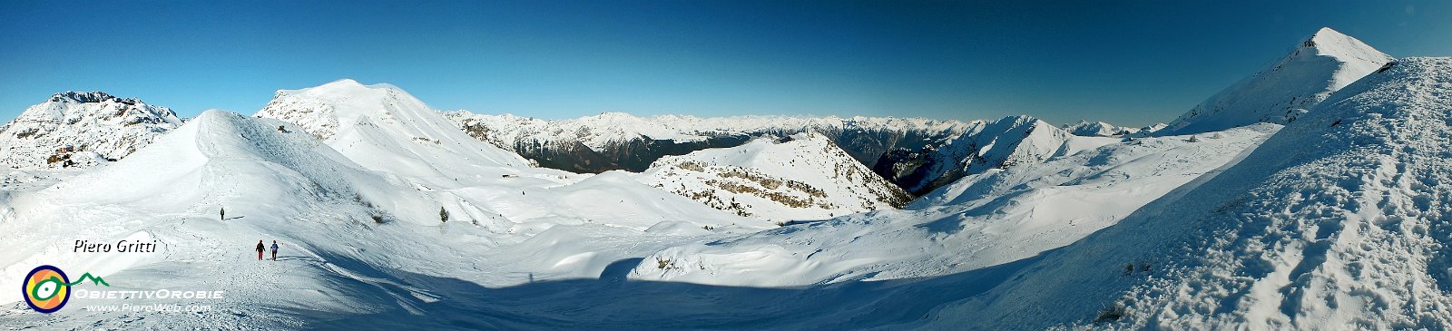 46 Panoramica dallo Zuccone Campelli al Sodadura.jpg